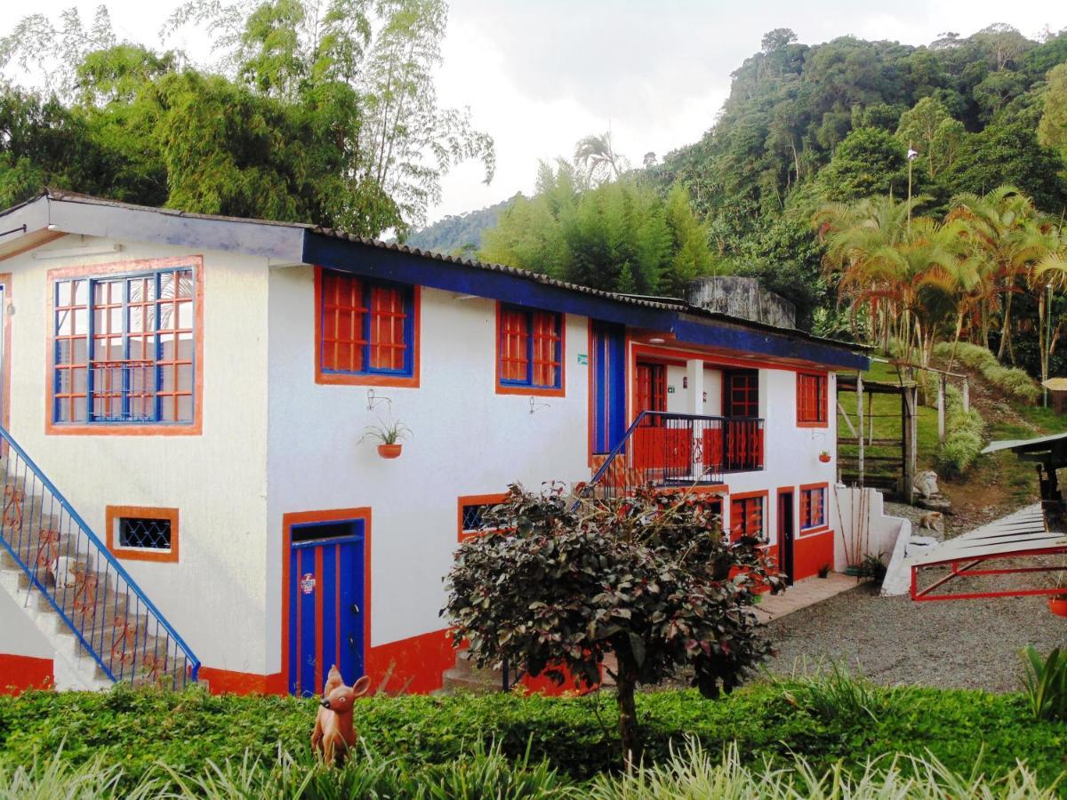 نزل Calarcáفي Finca Turistica Santa Clara المظهر الخارجي الصورة