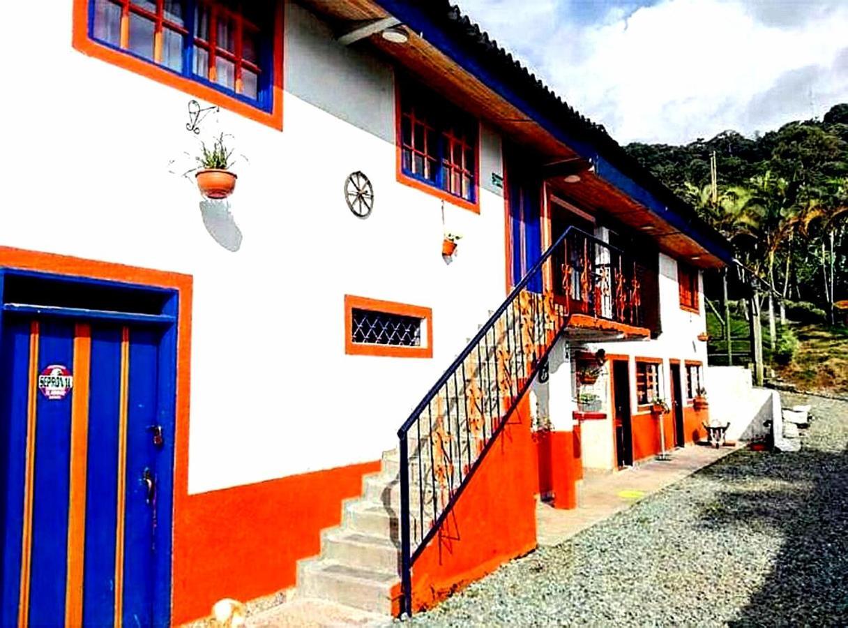 نزل Calarcáفي Finca Turistica Santa Clara المظهر الخارجي الصورة
